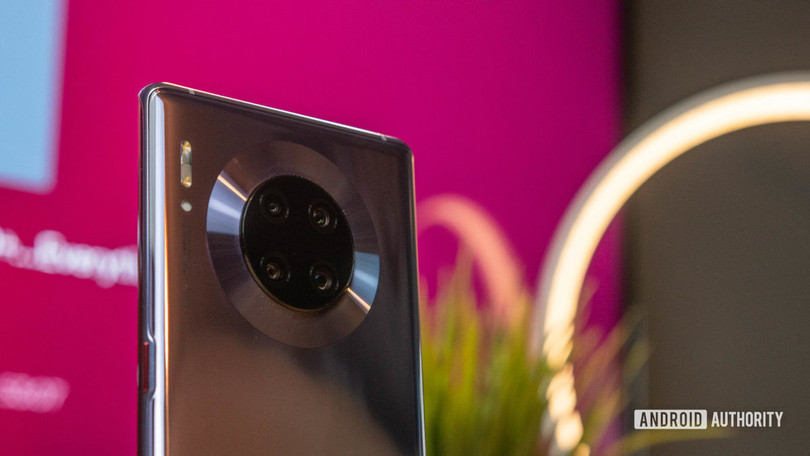 Mô-đun ảnh được thiết kế theo hình tròn (Ảnh; Android Authority) Mô-đun ảnh được thiết kế theo hình tròn (Ảnh; Android Authority)