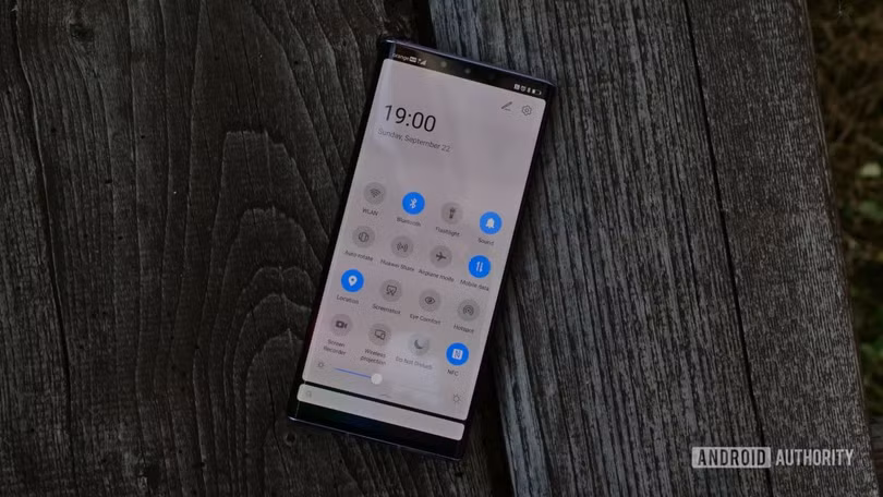 Mate 30 Pro không có sẵn những ứng dụng của Google (Ảnh: Android Authority)