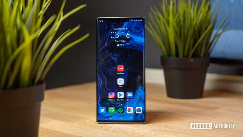 Huawei Mate 30 Pro sở hữ vẻ ngoài bắt mắt (Ảnh: Android Authority)
