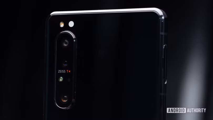 Xperia 1 II đem đến trải nghiệm chụp ảnh như những máy ảnh chuyên nghiệp (Ảnh: Android Authority)