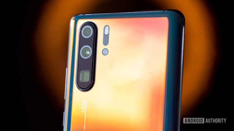 Mặt sau của Huawei P30 Pro (Ảnh: Android Authority)