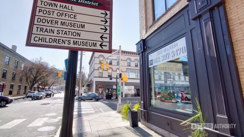 Màu sắc chân thực (Ảnh: Android Authority)