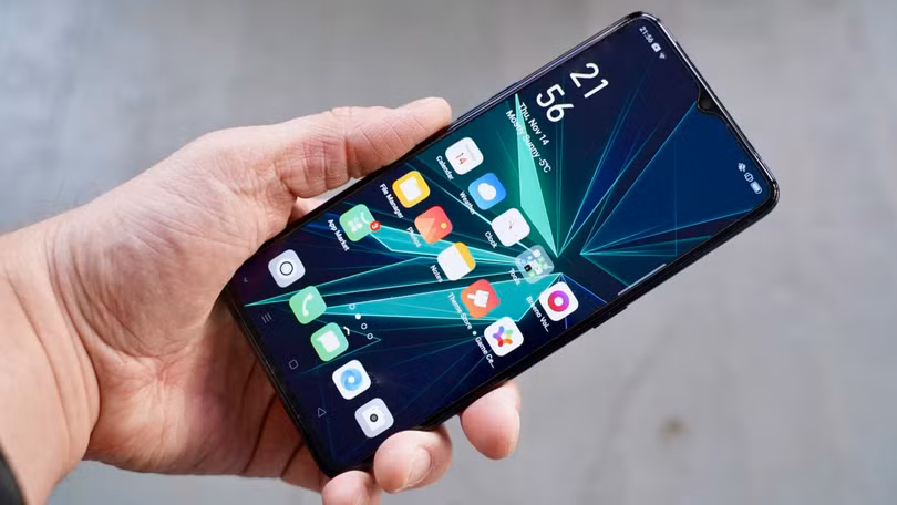 Oppo Reno Ace đem lại cảm giác sang trong cho người sử dụng (Ảnh: Android Authority)