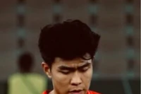 Lý Đức xin lỗi sau thất bại trước U23 Trung Quốc, nhận khích lệ từ CĐV và các "đàn anh"