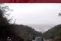 Sạt lở đất đá trên quốc lộ 6 qua Phú Thọ, 3 người thiệt mạng