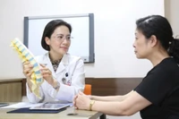 Nữ bác sĩ mở hướng điều trị mới cho bệnh cơ xương khớp