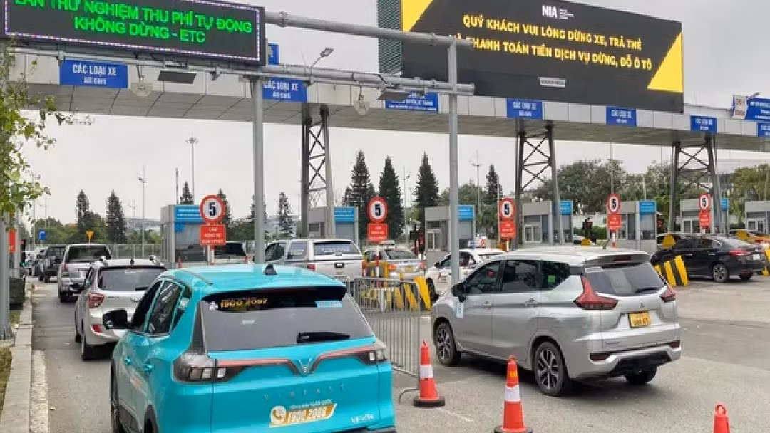 Phó Thủ tướng yêu cầu kiểm tra việc thu phí dịch vụ ví điện tử giao thông
