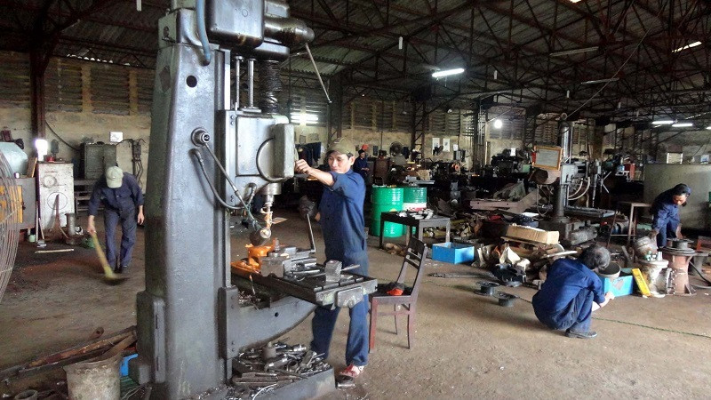 Nhiều sản phẩm mang tính thủ công, đơn điệu và không có khả năng cạnh tranh