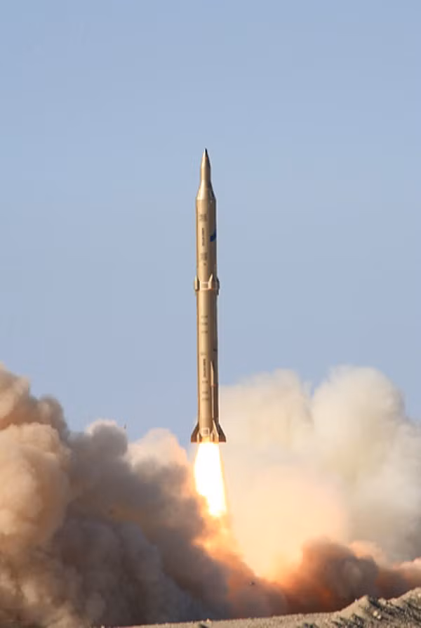 Sejjil_missile_launch_-_November_2008.jpg