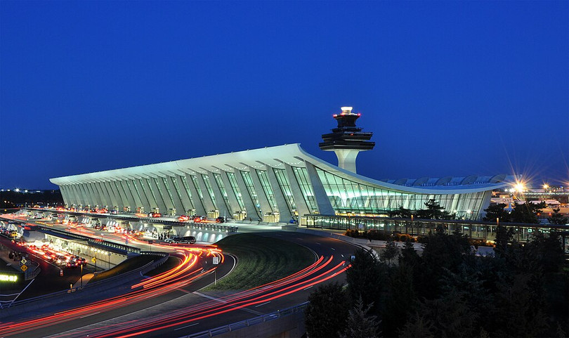 Washington_Dulles_International_Airport.jpg