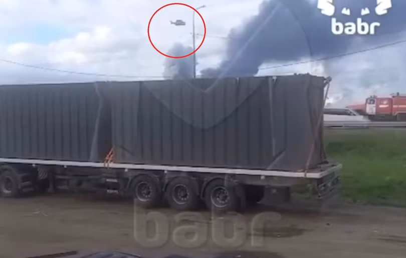 Máy bay không người lái Ukraine cất cánh từ thùng xe tải bay đi oanh kích sân bay. Ảnh: Chinatimes.