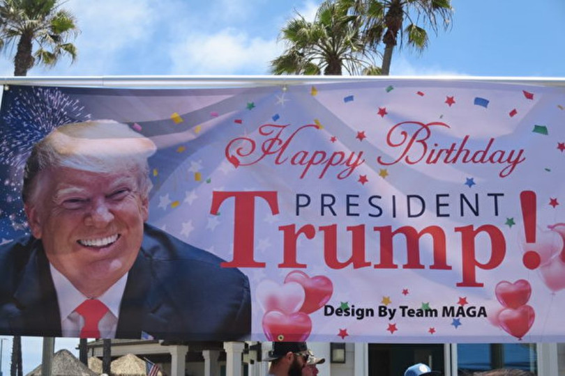 Ap phich chao mung.jpg