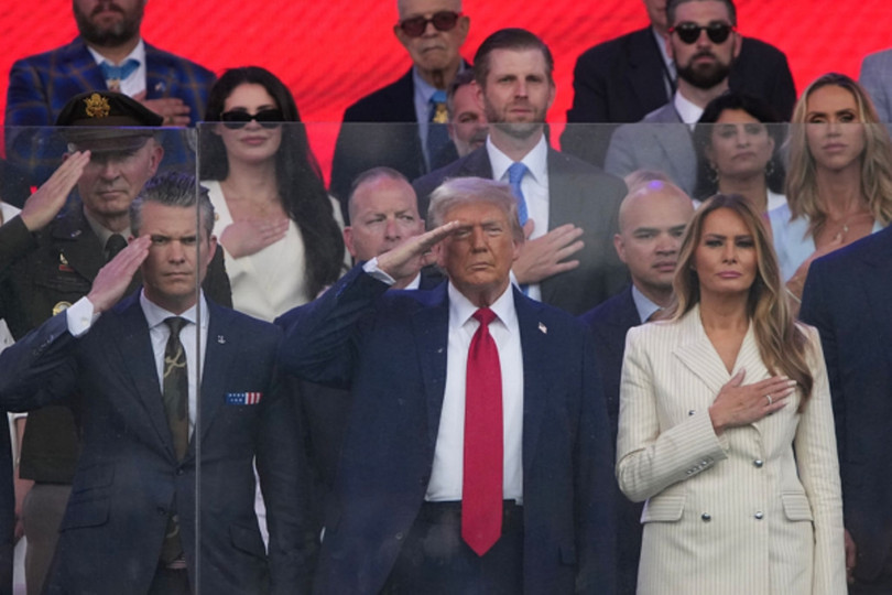 Sau lop kinh Getty.jpg