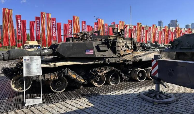 M1A1 o cong vien Chien thang.png