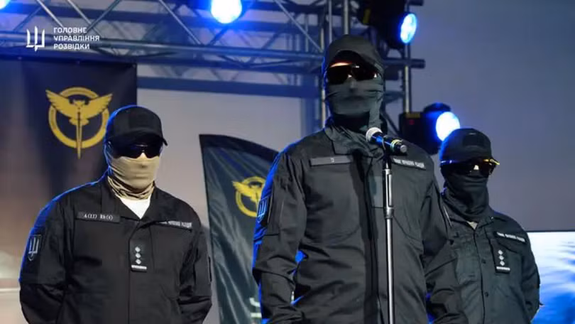 Cac nhan vien Nhom 13.png