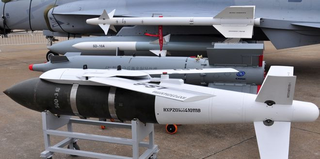 Bom lượn dẫn đường bằng vệ tinh LS-6 của Trung Quốc (Ảnh: NetEasy). Bom lượn dẫn đường bằng vệ tinh LS-6 của Trung Quốc (Ảnh: NetEasy).