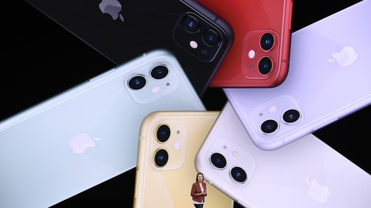 Kaiann Drance, Giám đốc Tiếp thị sản phẩm cho iPhone của Apple phát biểu tại sự kiện ra mắt iPhone 11 vào ngày 10/9. Ảnh: CNBC