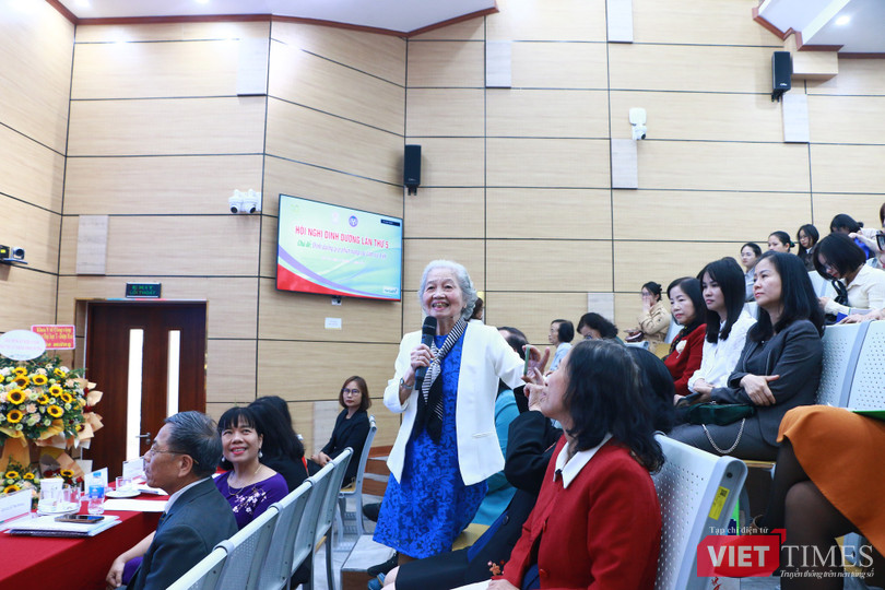 VT_ tiền bối .jpg