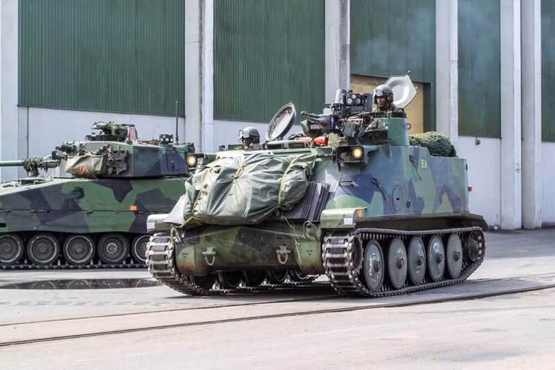 Cac xe boc thep Pbv 320.jpg