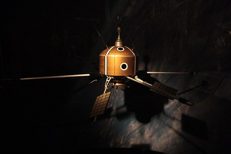 Ariel-1 satellite.JPG