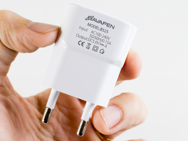 Củ sạc nhỏ nhắn.