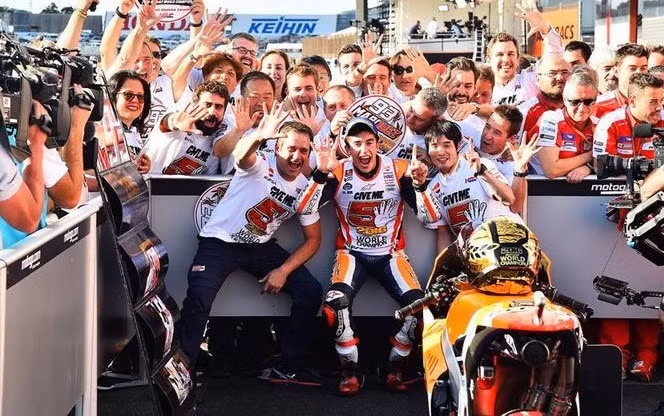 Honda thắng lớn, Marquez vô địch MotoGP lần thứ ba