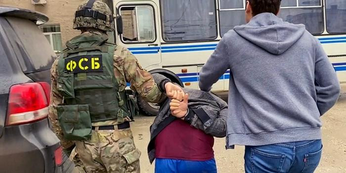 Một phần tử cực đoan bị FSB bắt giữ (Ảnh: Sohu). Một phần tử cực đoan bị FSB bắt giữ (Ảnh: Sohu).