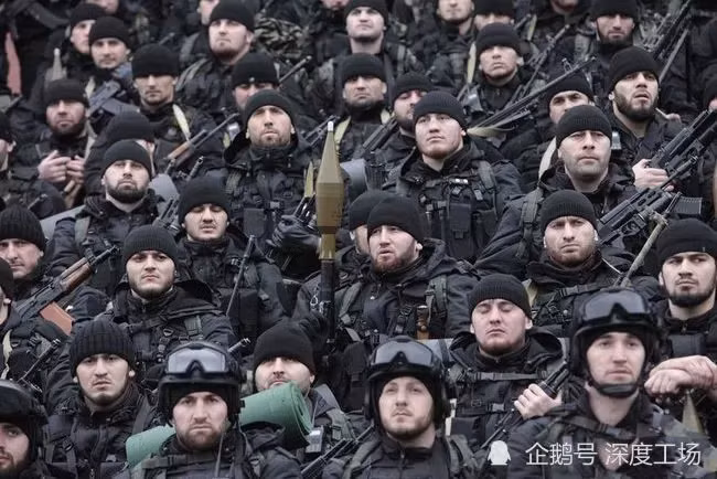 Binh sỹ lực lượng đặc biệt Chechnya (Ảnh: Sina). Binh sỹ lực lượng đặc biệt Chechnya (Ảnh: Sina).