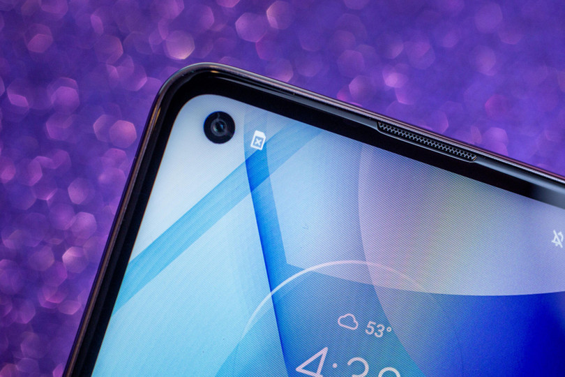 Có rất nhiều loại hàng tân trang trên thị trường điện thoại (Ảnh: CNET) Có rất nhiều loại hàng tân trang trên thị trường điện thoại (Ảnh: CNET)