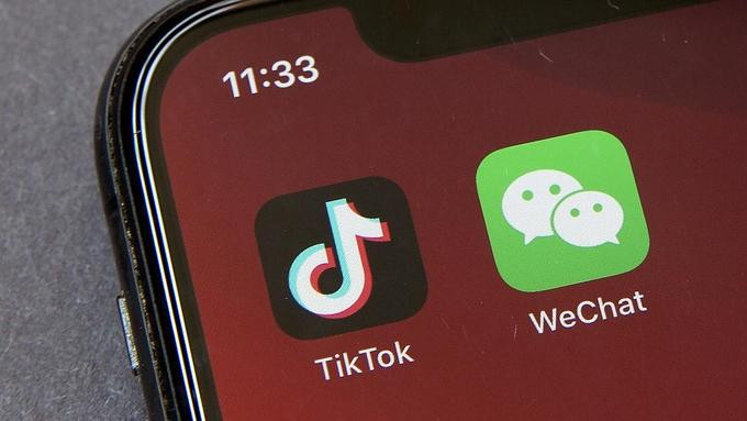 Các ứng dụng như TikTok đang theo dõi người dùng iPhone để đề xuất quảng cáo. Ảnh: Euronews. Các ứng dụng như TikTok đang theo dõi người dùng iPhone để đề xuất quảng cáo. Ảnh: Euronews.