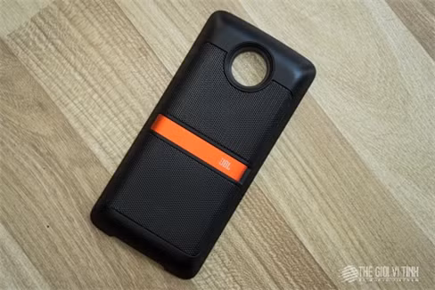 Cận cảnh JBL Soundboost.