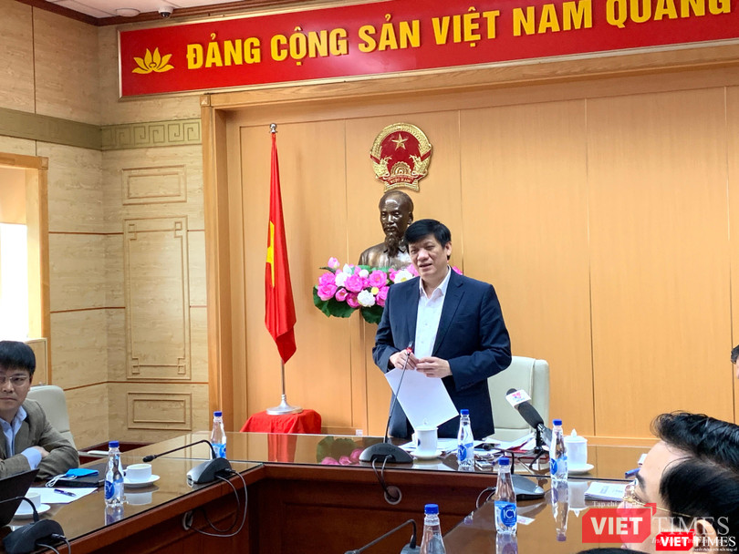 GS.TS. Nguyễn Thanh Long - Uỷ viên Trung ương Đảng, Bộ trưởng Bộ Y tế - chủ trì hội nghị