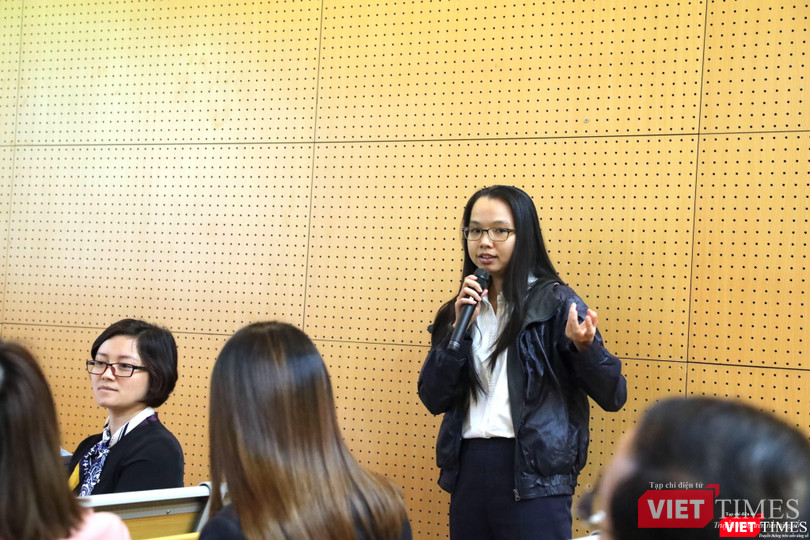 Các đại biểu đặt ra nhiều câu hỏi liên quan đến vai trò của xét nghiệm kháng thể trong chương trình đánh giá hiệu quả của vắc xin để cùng trao đổi