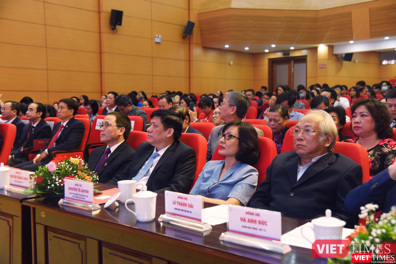 Các đại biểu dự lễ công bố quyết định Chủ tịch Hội đồng trường Trường Đại học Y Hà Nội Các đại biểu dự lễ công bố quyết định Chủ tịch Hội đồng trường Trường Đại học Y Hà Nội