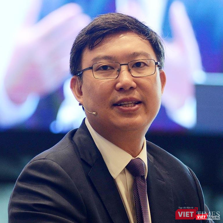 Chuyên gia Nguyễn Xuân Thành ước tính, năm ngoái trong bối cảnh Việt Nam kiểm soát tốt Covid nhưng thiệt hại về tăng trưởng kinh tế tương đương khoảng 15 tỷ USD. Ảnh: FUV. Chuyên gia Nguyễn Xuân Thành ước tính, năm ngoái trong bối cảnh Việt Nam kiểm soát tốt Covid nhưng thiệt hại về tăng trưởng kinh tế tương đương khoảng 15 tỷ USD. Ảnh: FUV.