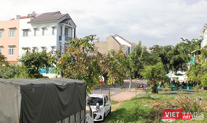 Rất nhiều nhà dân đã được hoàn thiện kiên cố trong khu vực dự án của SARGI. Rất nhiều nhà dân đã được hoàn thiện kiên cố trong khu vực dự án của SARGI.