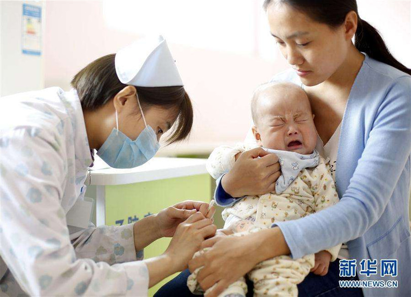 Mấy trăm ngàn trẻ em đã bị tiêm vào cơ thể những liều vaccine không đạt chất lượng