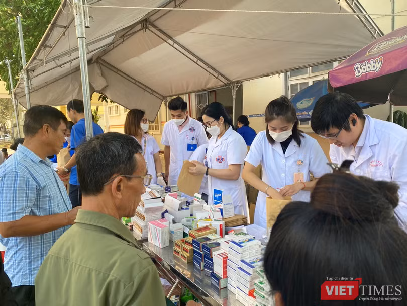 VT_Cấp phát thuốc.jpg