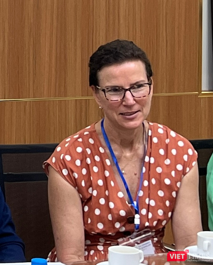 VT_GS.TS. Elizabeth Eatkin .jpg