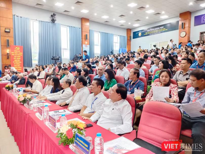 VT_ Hoim trương.jpg