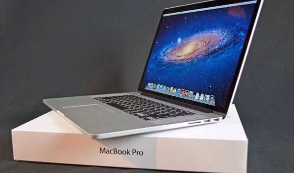 MacBook Pro 2016 bị tố hao pin hơn nhiều so với mức công bố của hãng.