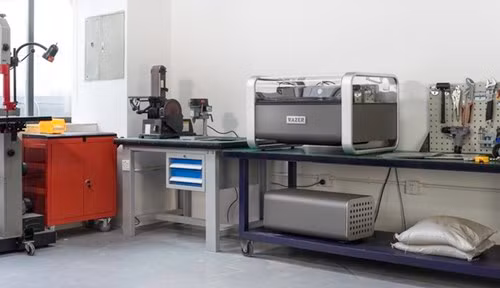 Video: Cắt thép, kính và thịt bò... bằng tia nước ảnh 2 Video: Cắt thép, kính và thịt bò... bằng tia nước ảnh 2