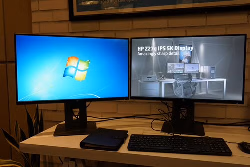 Thiết kế khung viền siêu mỏng thích hợp cho nhu cầu ghép nhiều màn hình để tăng tối đa diện tích làm việc.