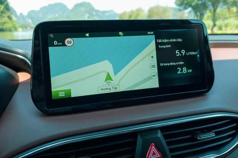 Hyundai Santa Fe Hybrid - 7.jpeg