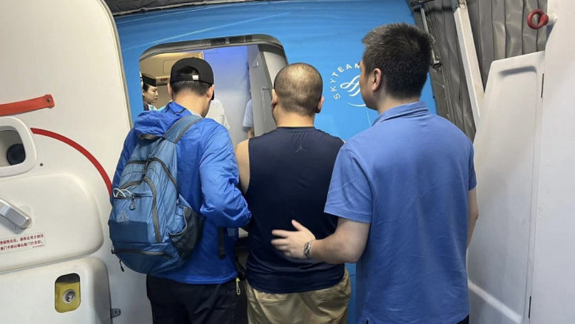 Philippines dan do 3 nghi pham bi truy na.jpg