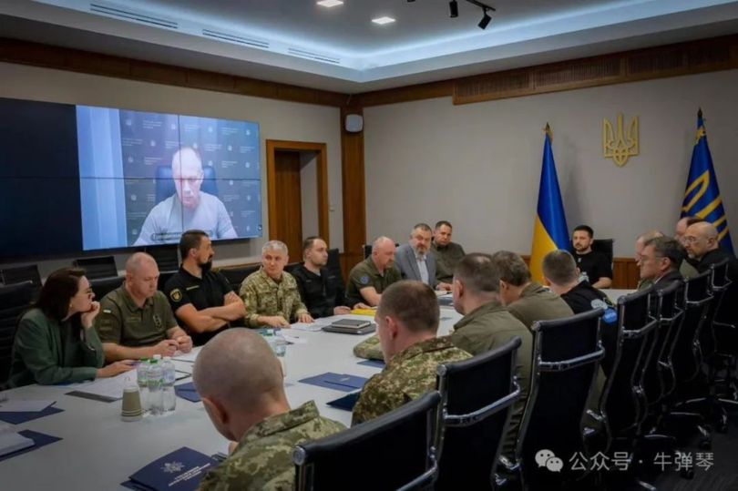 Zelensky hop o Kiev.png