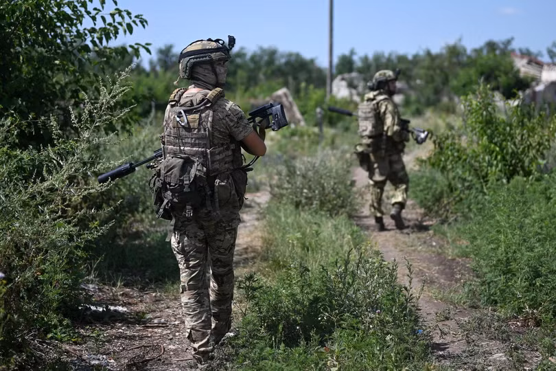 Binh si Nga tuan tra.png