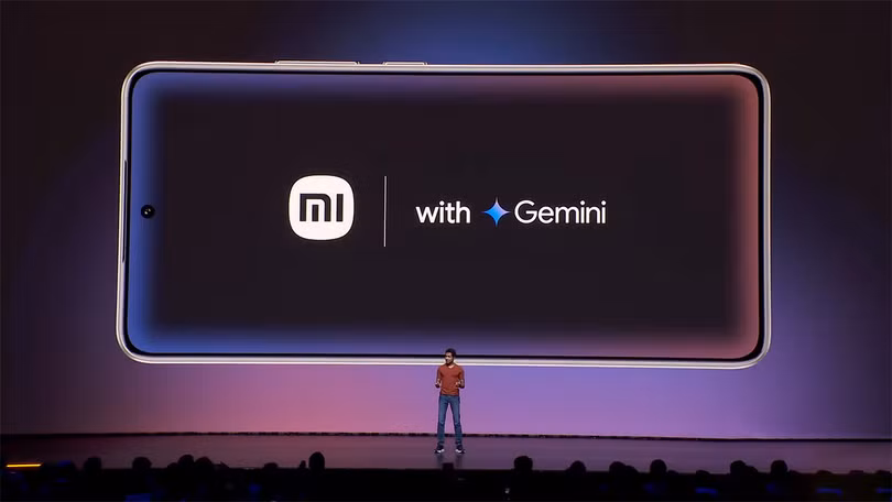 Xiaomi 14T series còn là dòng sản phẩm đầu tiên của Xiaomi được hỗ trợ các tính năng AI nâng cao. Các tính năng AI mới bao gồm: Circle to Search, dịch thuật, tóm tắt văn bản, chỉnh sửa hình ảnh và nhiều hơn nữa. Bộ AI mới của Xiaomi được hỗ trợ bởi Gemini AI của Google. Cả hai đều được chạy trên hệ điều hành HyperOS dựa trên nền tảng Android 14.