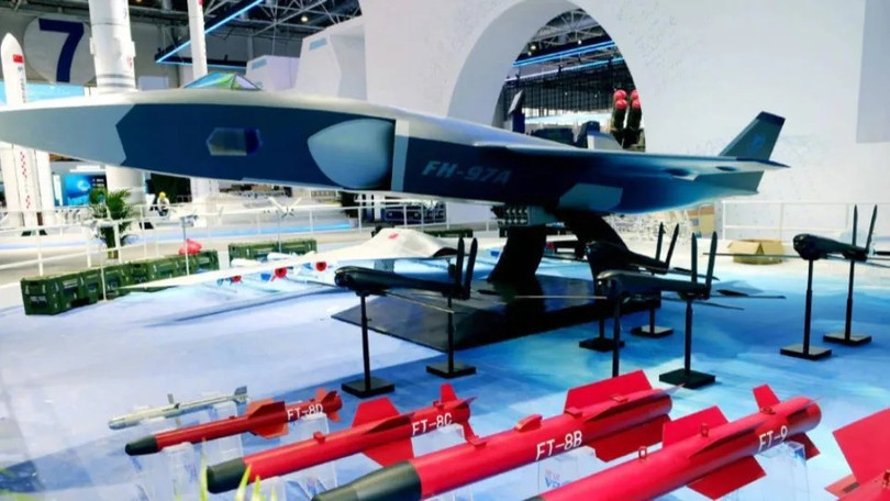Máy bay không người lái FH-97A và các loại vũ khí có thể mang theo (Ảnh: TVBS).