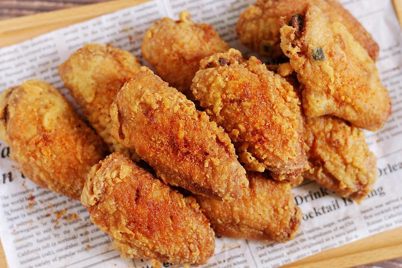 Ăn nhiều đồ chiên rán khiến cơ thể tăng nguy cơ bị ung thư (Ảnh: Baidu).